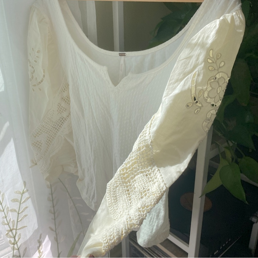 Free People Cream Eyelet Crochet Peasant Top - Picture 2 of 5